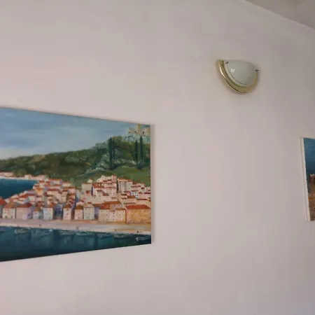 Apartment Apartman Vice